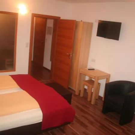 Engl Hotel 3*