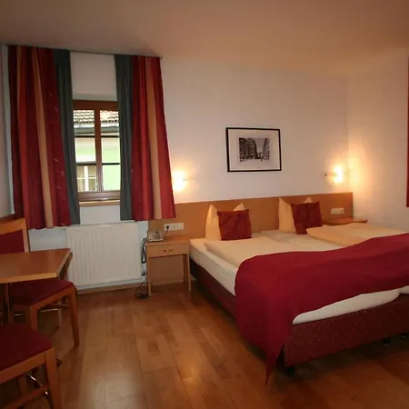Engl Hotel 3*