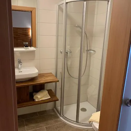 Engl Hotel 3*